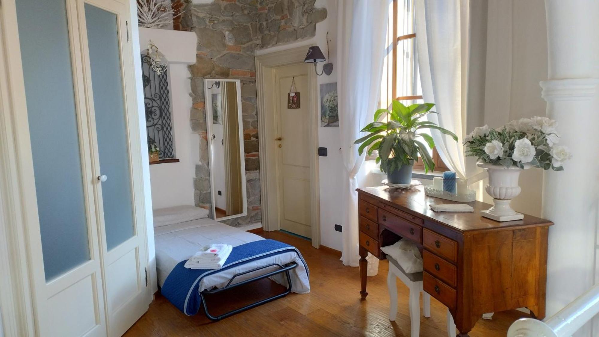Jasmine Cottage Luni Buitenkant foto