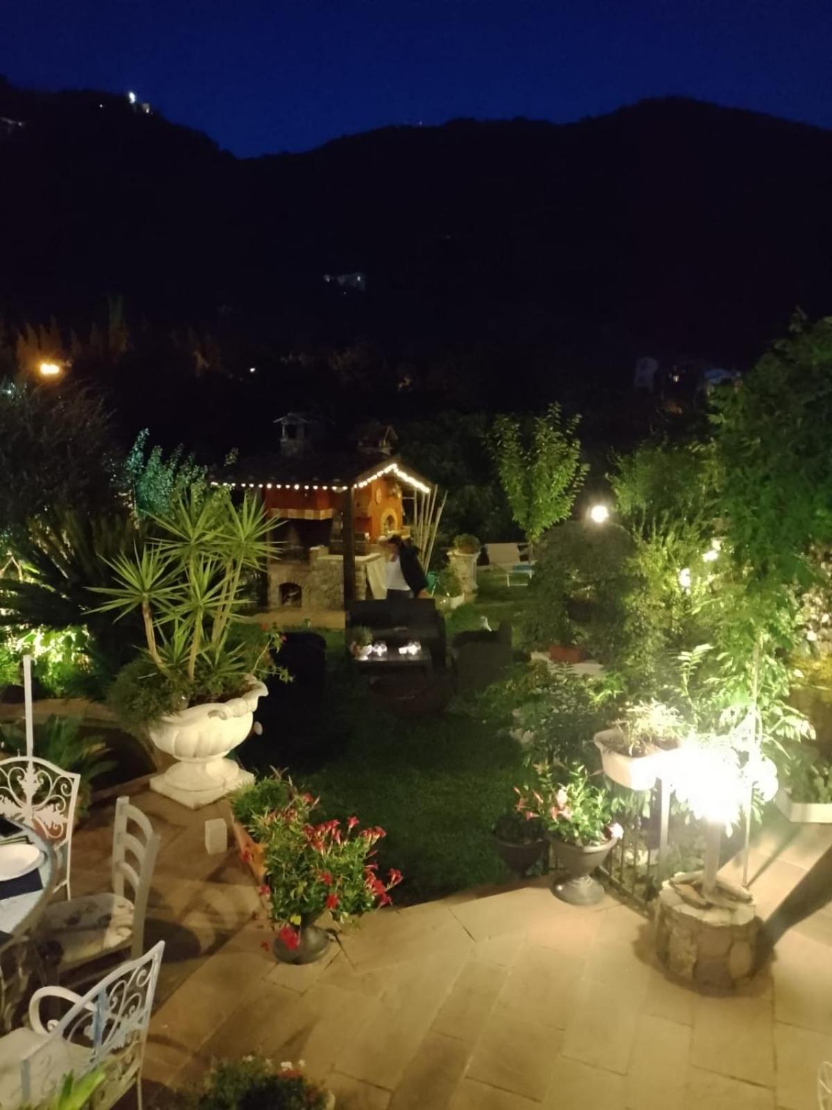 Jasmine Cottage Luni Buitenkant foto